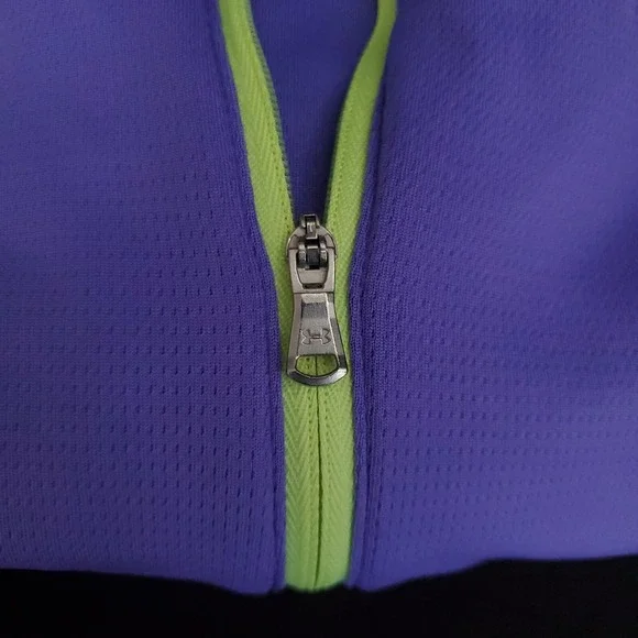 Under Armour Shirt Womens Medium Golf 1/4 Zip Pullover Heathered Purple Heatgear - Picture 16 of 16
